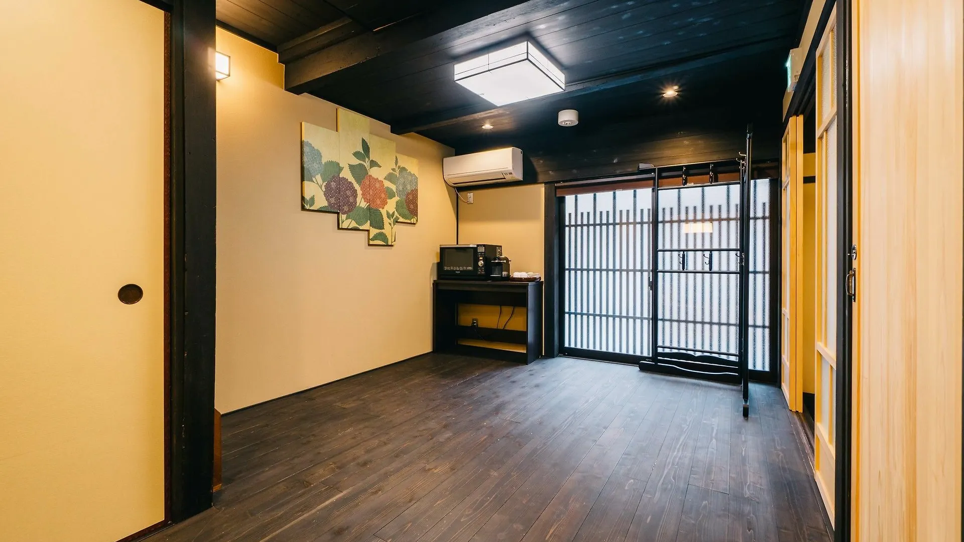Miro Hachijo Genmachi Tei Villa Kyoto Japan